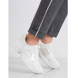 Kylie Lekkie Białe Sneakersy 1
