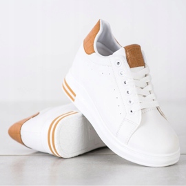Ideal Shoes Wiosenne Sneakersy Na Koturnie białe 4