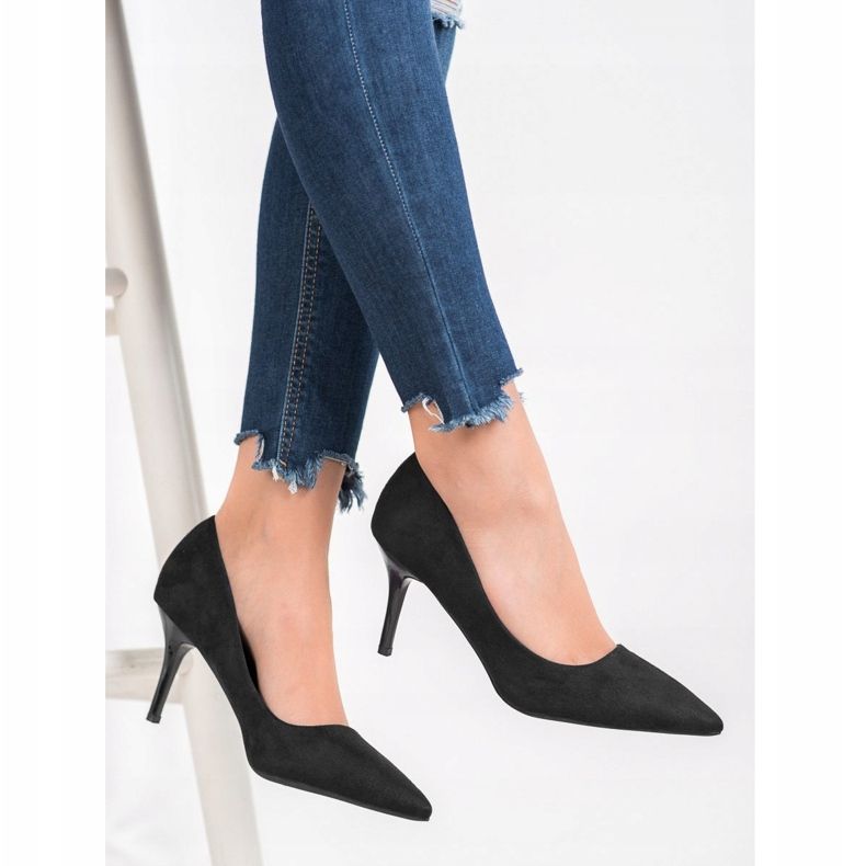 Small Swan Casualowe Szpilki czarne 1