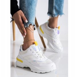 SHELOVET Sneakersy Na Platformie Z Siateczką białe 1