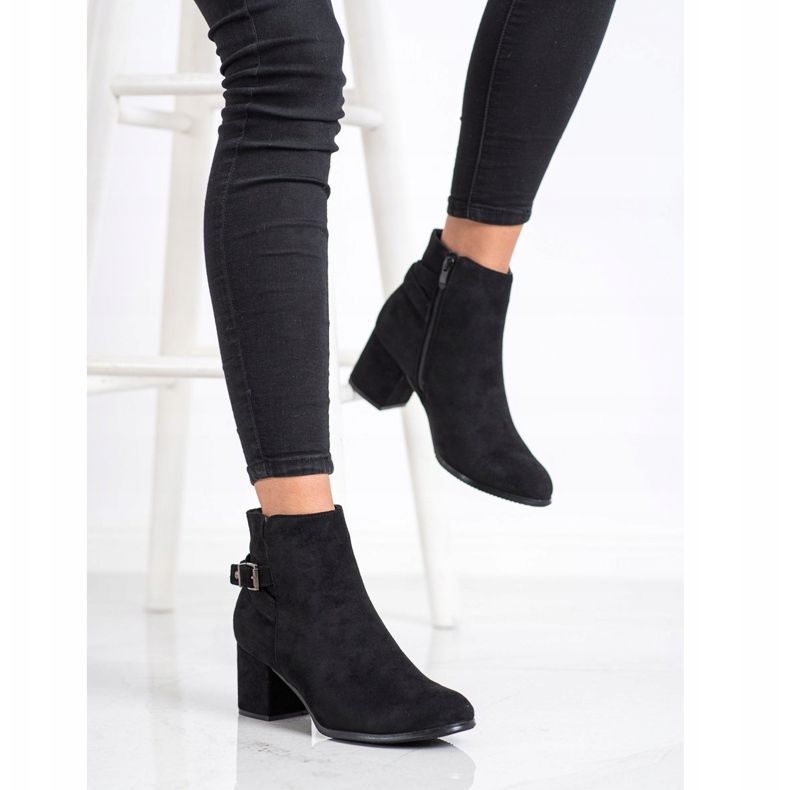 J. Star Czarne Botki Na Obcasie 2