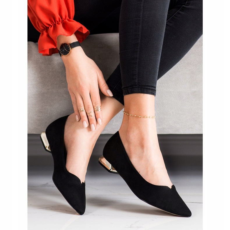 Czółenka Ze Złotym Obcasem FILIPPO DP2091/21 BK czarne 2