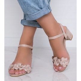 Beżowe sandały na słupku z kwiatkami Little Havana beżowy 2