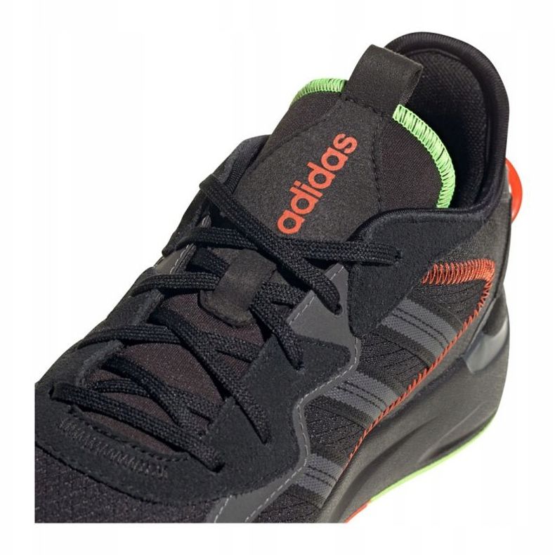 Buty adidas Futureflow M FX9148 czarne 2