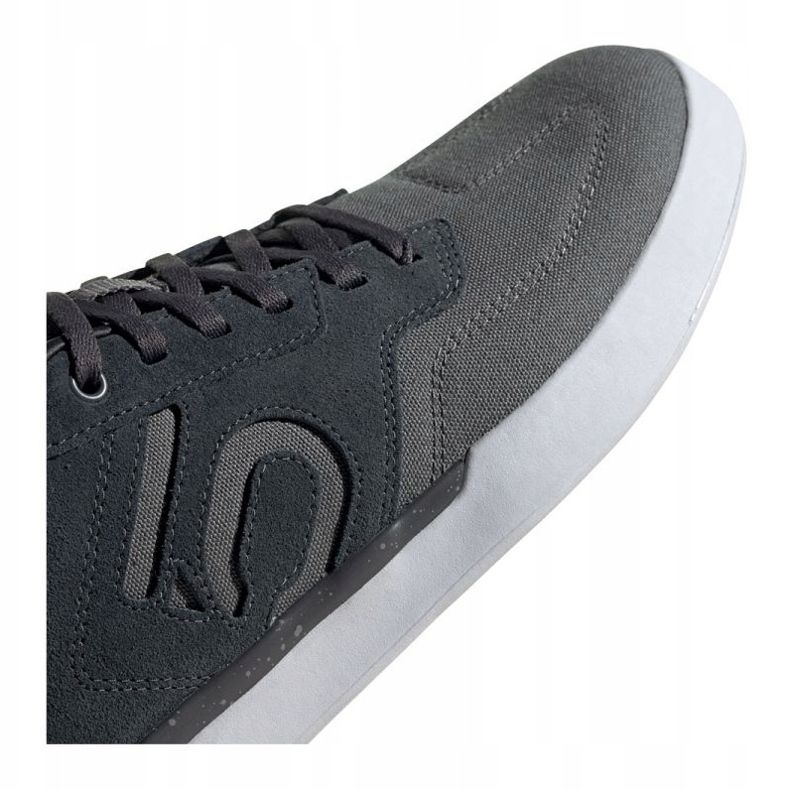 Buty adidas Sleuth M EF7179 zielone 2