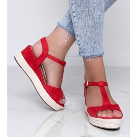Czerwone sandały na koturnie Kimy 1