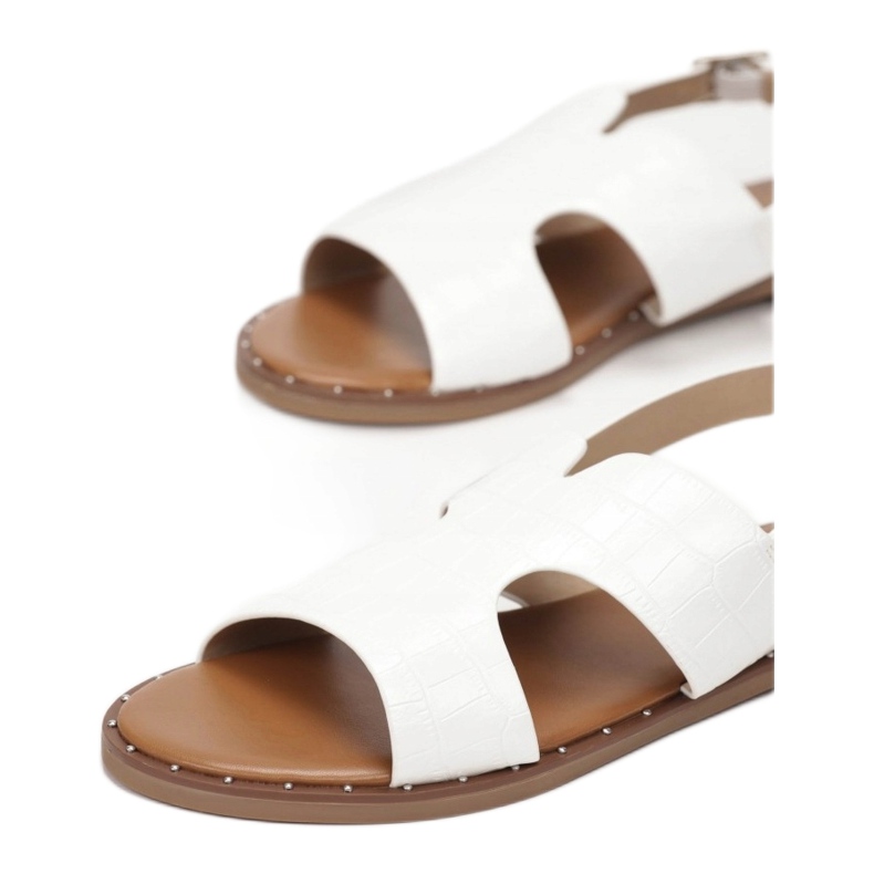 Vices 2016-6-71-white białe 1