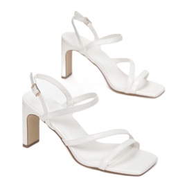 Vices CM-6079-1-71-white białe 1