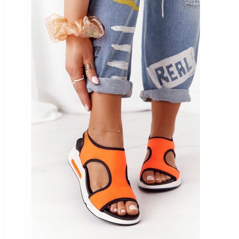 S.Barski Wsuwane Sandały Na Koturnie Pomarańczowe Zoey czarne 1