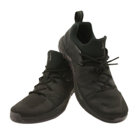 Buty treningowe Nike Metcon Flyknit 3 M AQ8022-010 czarne 3