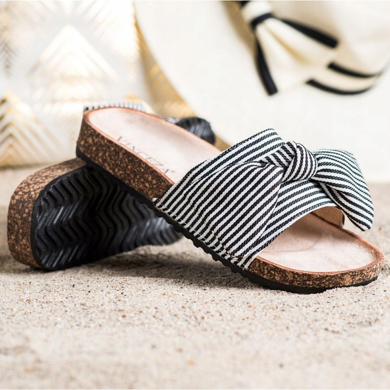 Klapki w paski Vinceza białe czarne 1