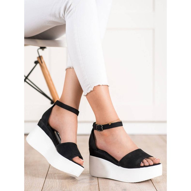 Comer Lekkie Sandały Na Platformie czarne 1