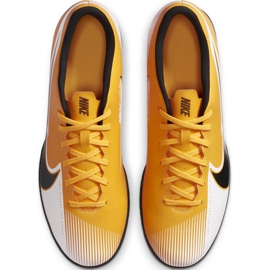 Buty piłkarskie Nike Mercurial Vapor 13 Club Ic M AT7997 801 czarny, biały, czarny, żółty żółte 1