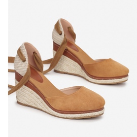 Vices LADY-FL33-68-camel brązowe 1