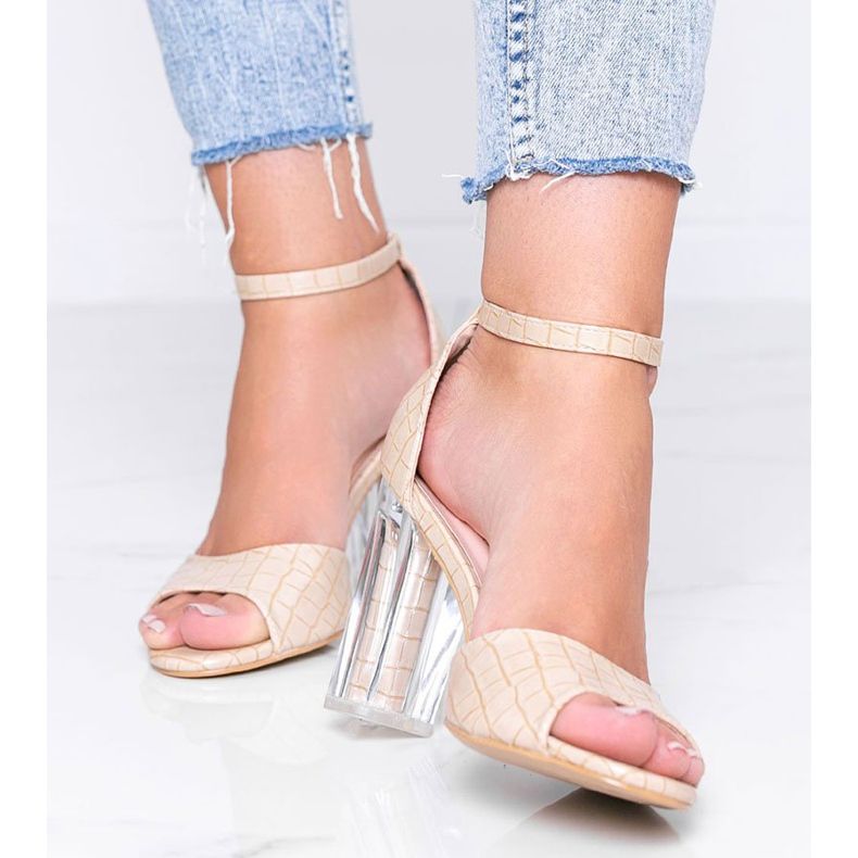 Beżowe czółenka na słupku z transparentnym obcasem No Fear beżowy 1