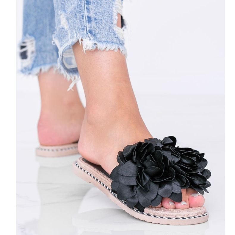 Czarne klapki damskie Dain 1