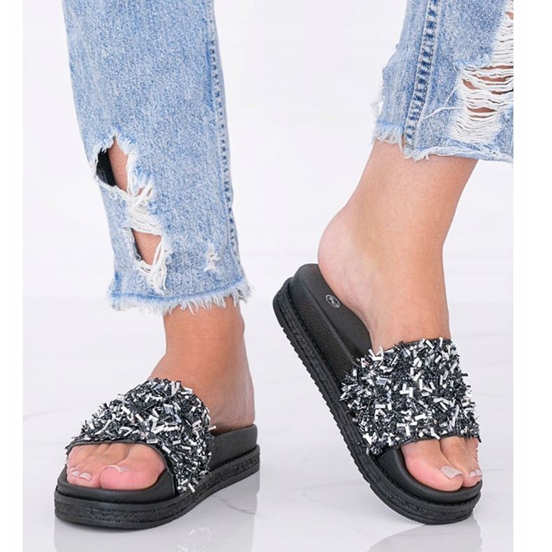 Czarne klapki z cyrkoniami Love Bling 1