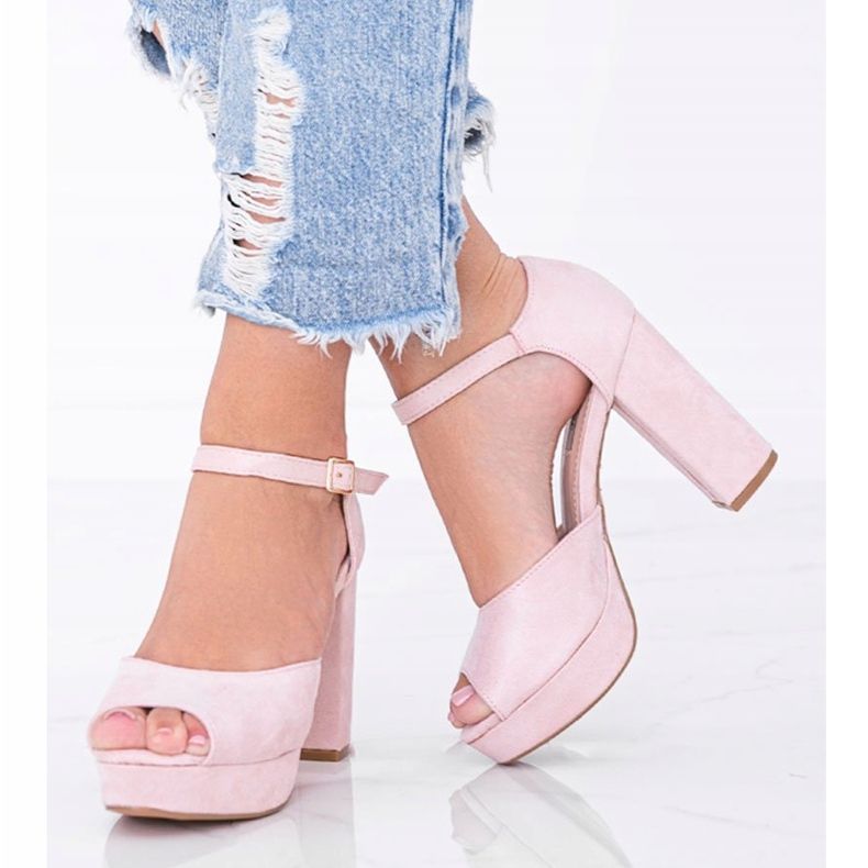 Beżowe sandały na platformie Swing beżowy 1