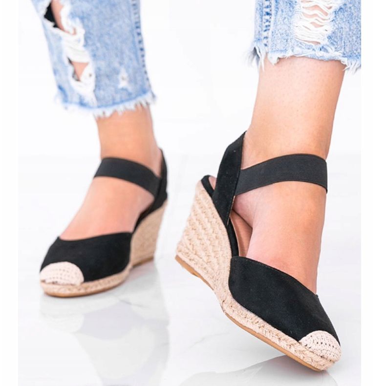 Czarne espadryle na koturnie Louise 1