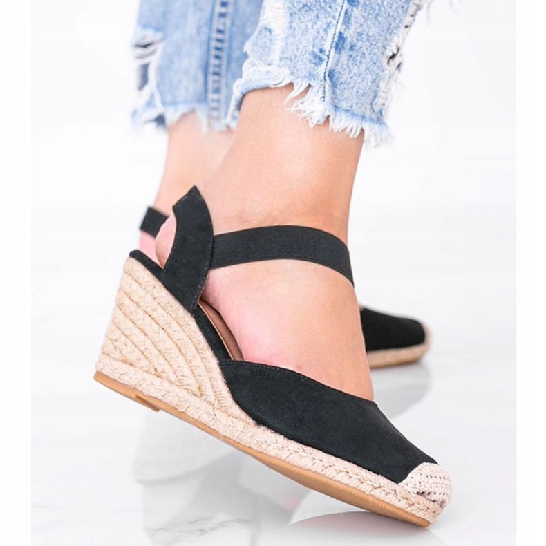 Czarne espadryle na koturnie Louise 2