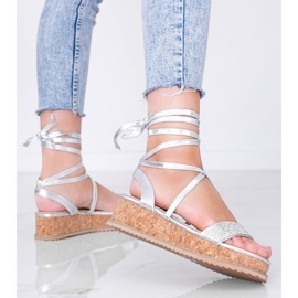 Srebrne sandały wiązane z cyrkoniami Ves srebrny 1