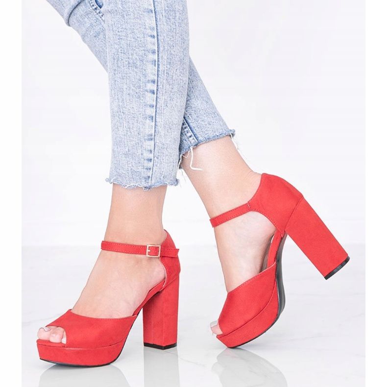 Czerwone sandały na platformie Swing 1