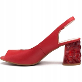 Marco Shoes Skórzane sandały czerwone z obcasem 3D 2