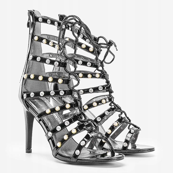 Czarne sandały na szpilce The Twist 1