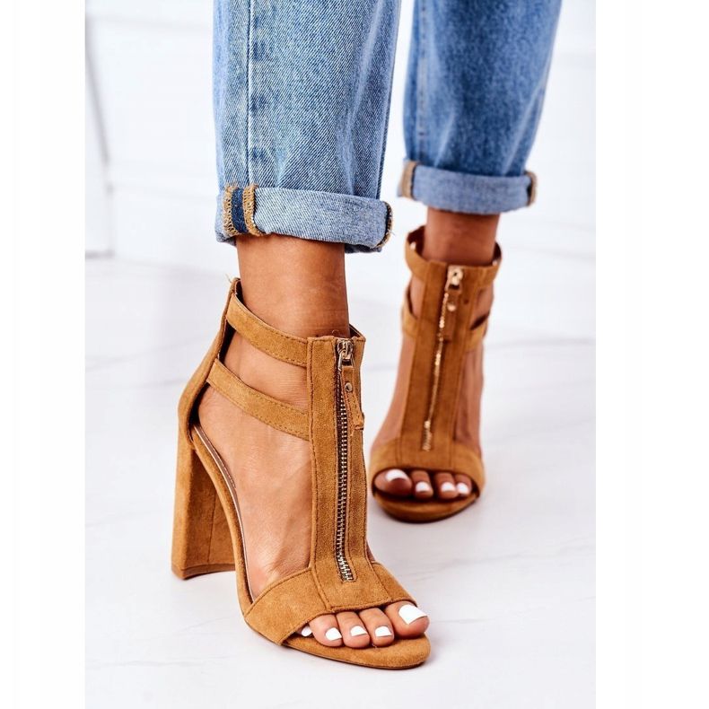 PS1 Zamszowe Sandały Na Słupku Camel Folly brązowe 1