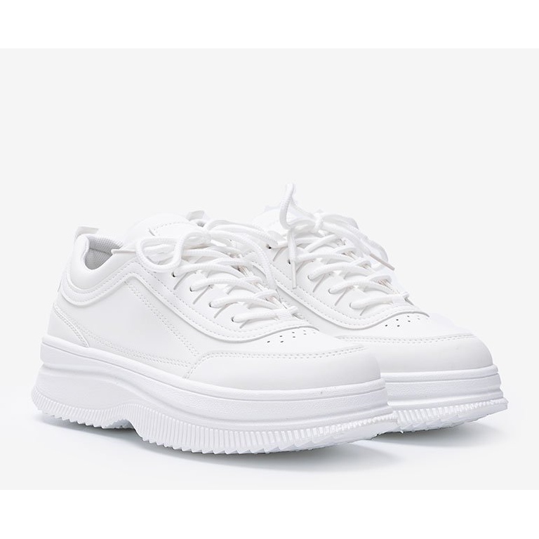 Białe sneakersy w matowym wykończeniu Andreia 1
