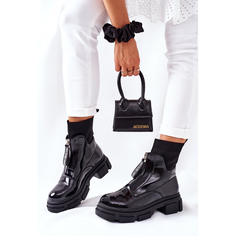 Wysokie Botki na Masywnej Platformie Czarne Chicago 2