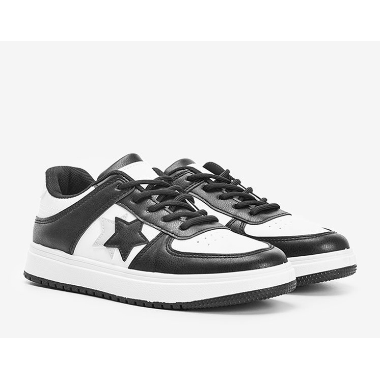 Biało czarne sneakersy z gwiazdkami Polja białe 1