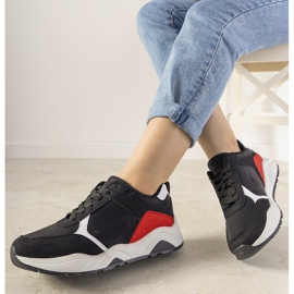 Czarne sneakersy z czerwonymi wstawkami Training czerwone 1
