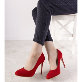 Czerwone czółenka na szpilce Dermeno 1