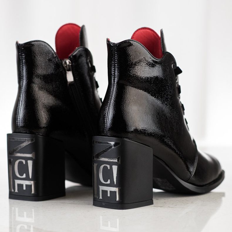 Filippo Lakierowane Botki Na Słupku czarne 1