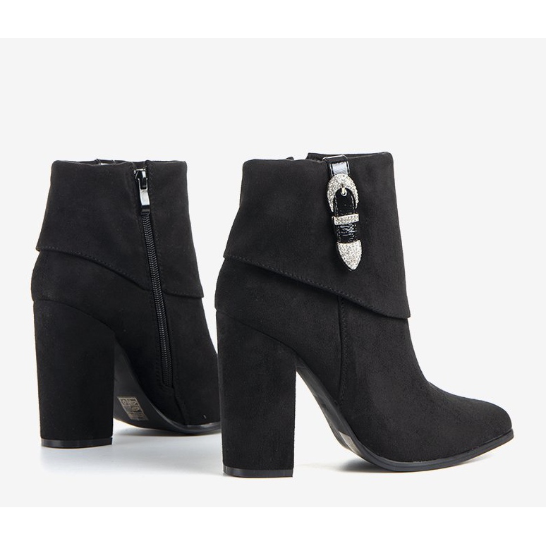 Czarne eleganckie botki na słupku Esgle 1