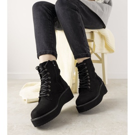 Czarne botki na wysokiej podeszwie Dexter 1