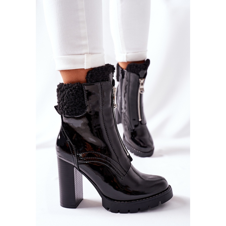 Botki Na Słupku Czarne Lakierowane Arleston 1