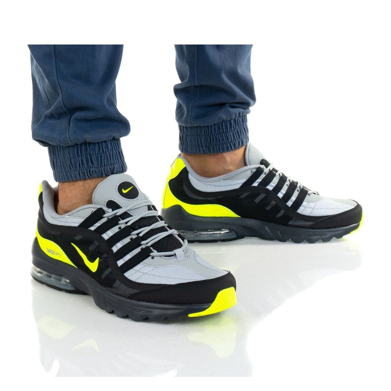 Buty Nike Air Max VG-R M CK7583-004 wielokolorowe 1