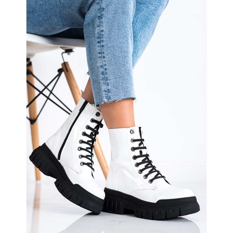 SHELOVET Ocieplane Glany Z Eko Skóry białe 1