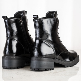 Klasyczne Workery VINCEZA czarne 1