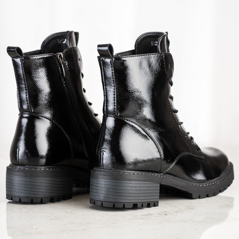 Klasyczne Workery VINCEZA czarne 1