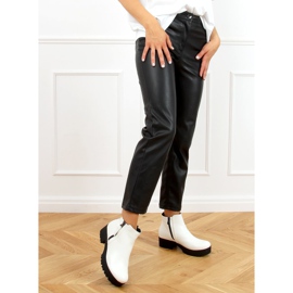 Botki na grubej podeszwie białe 9B1053 White 1