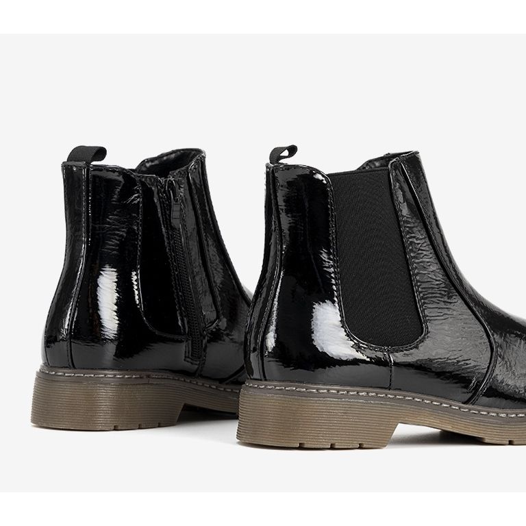 Czarne lakierowane botki damskie Losaria 1