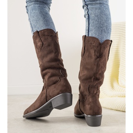 Brązowe botki typu kowbojki LuckyShoes 1