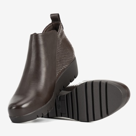 Brązowe botki na delikatnej koturnie Enrica 1