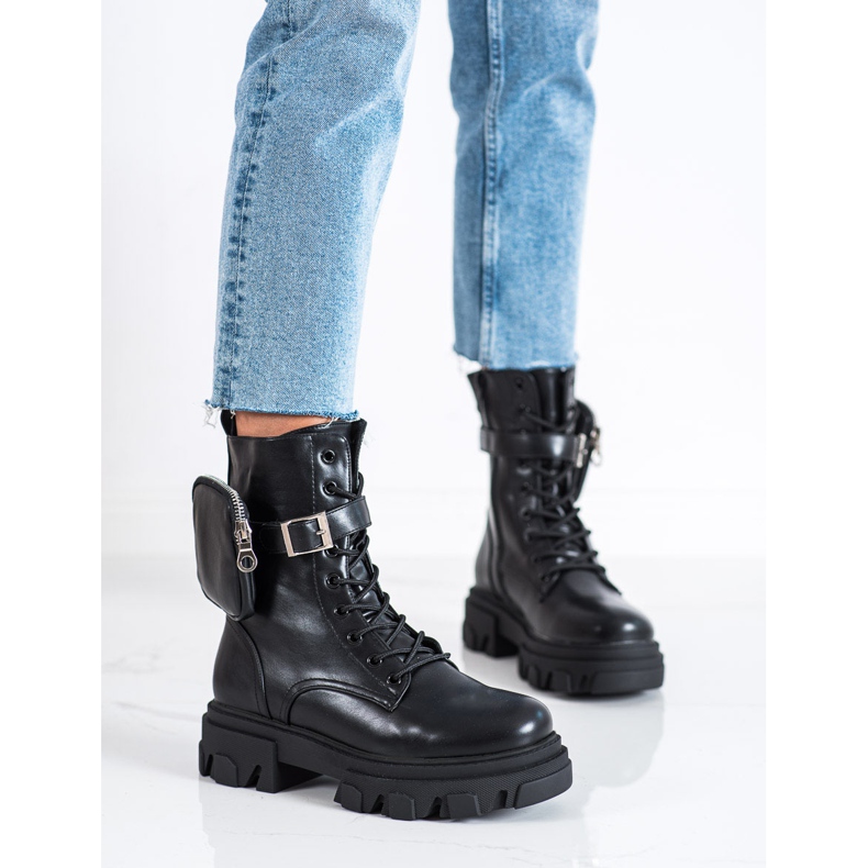 Bestelle Czarne Wokrery Z Kieszonką 1