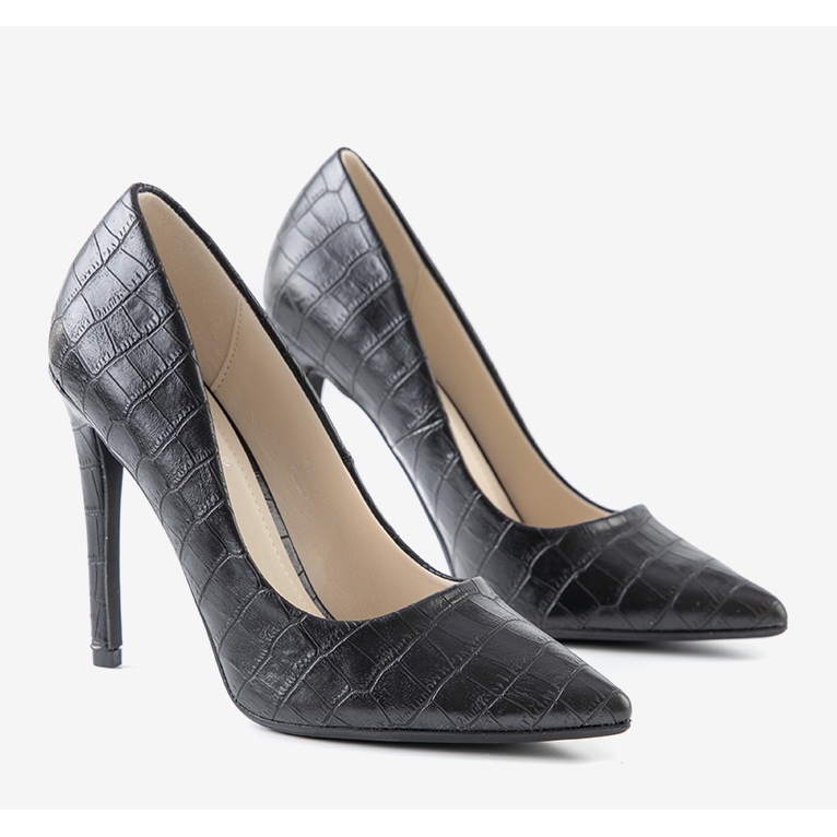 Czarne czółenka na szpilce Thrower 1