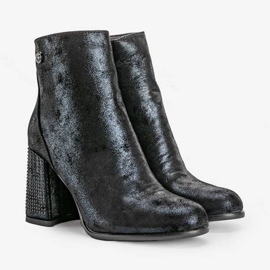 Czarne botki na słupku Zodiac 1
