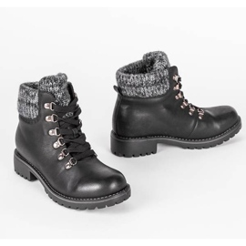 Czarne workery z plecioną wstawką Ally 1